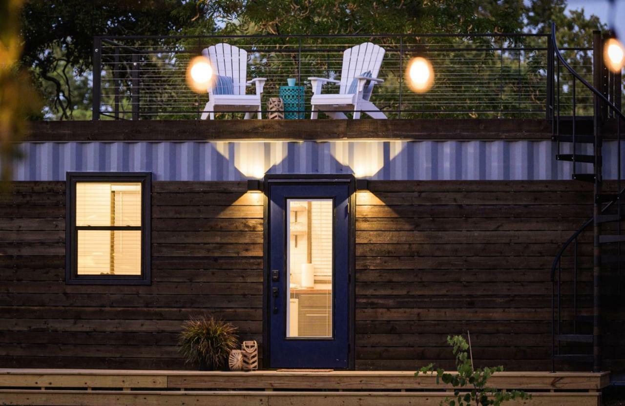 The Shoreline Container 12 Min To Magnolia Silos And Baylor Holiday home Waco