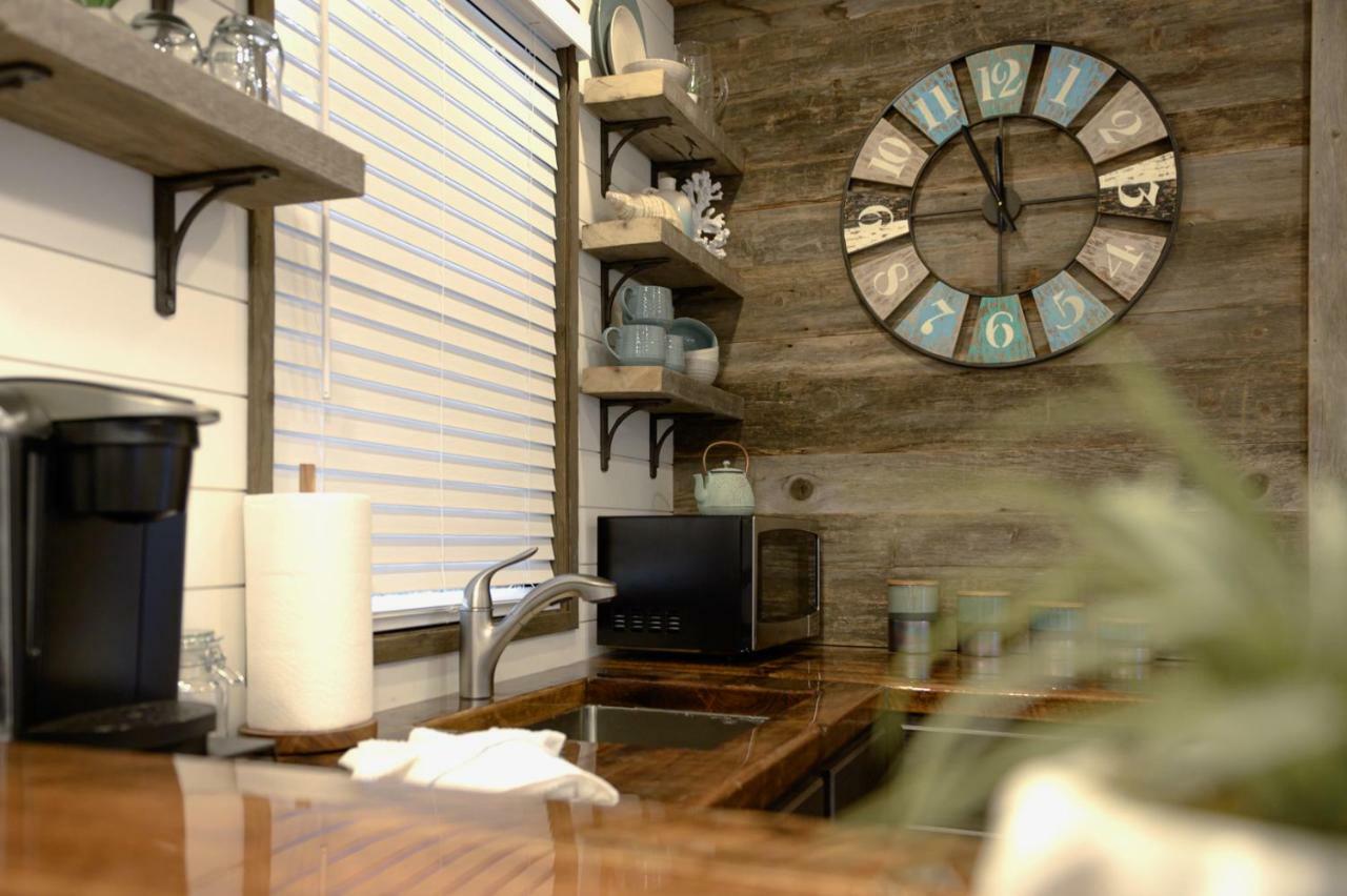 Holiday home The Shoreline Container 12 Min To Magnolia Silos And Baylor Waco